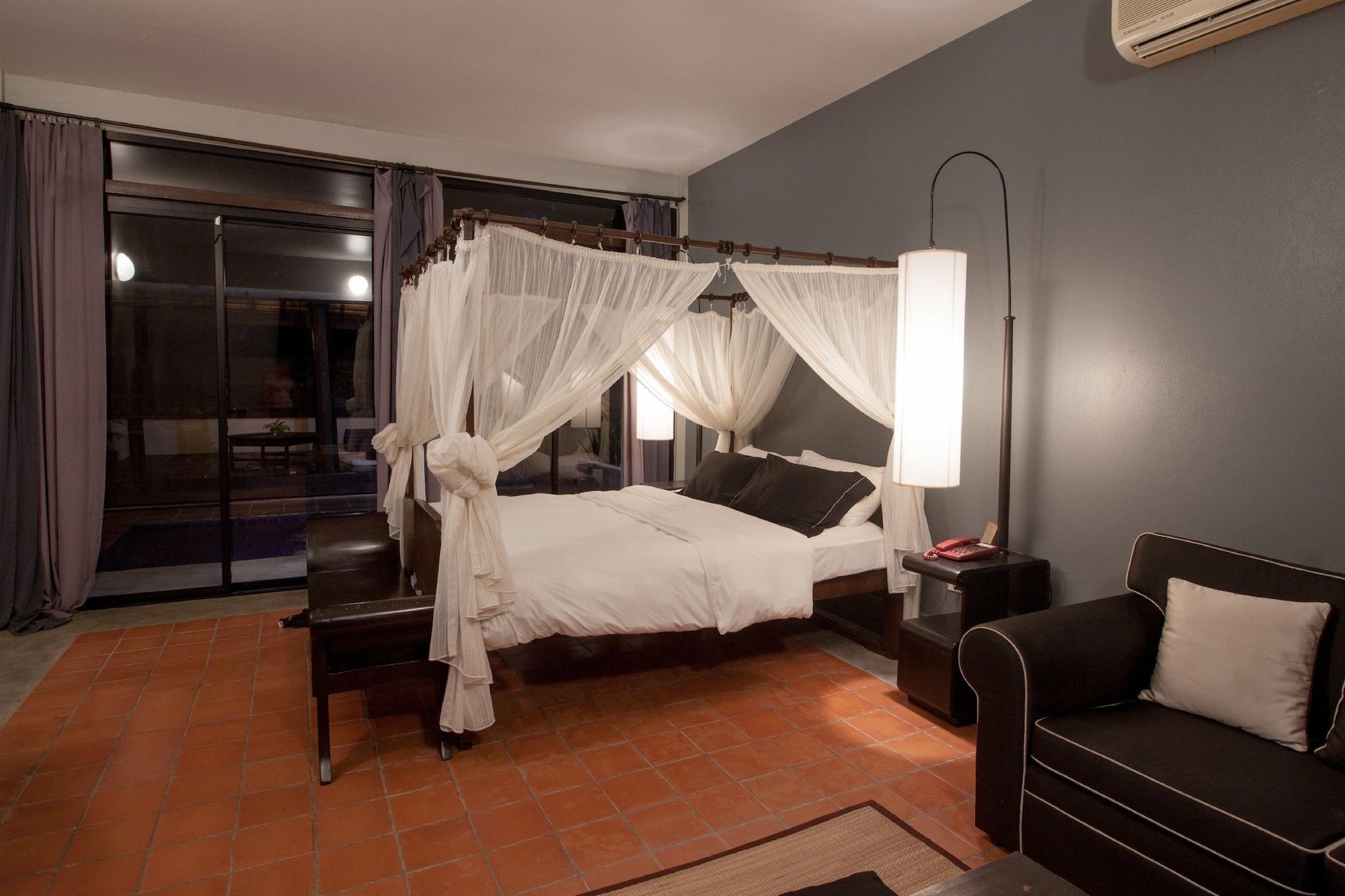 Narittaya And Restaurant 4*